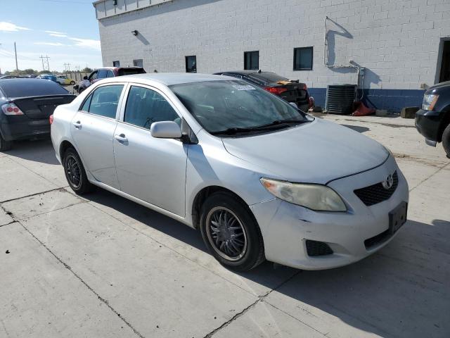 JTDBL40E299034923 - 2009 TOYOTA COROLLA BASE Արծաթագույն լուսանկար 4