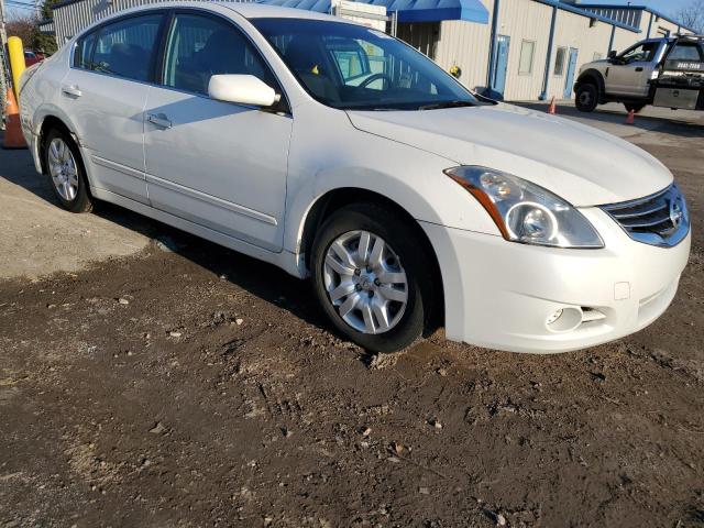 1N4AL2AP6CC107386 - 2012 NISSAN ALTIMA BASE WHITE photo 4