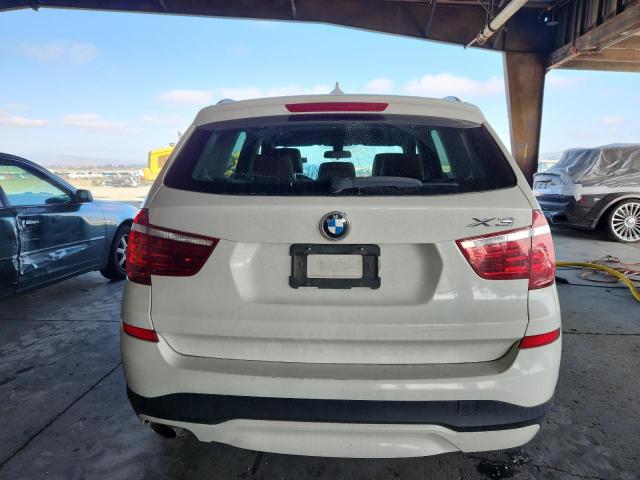5UXWY3C54G0N87646 - 2016 BMW X3 XDRIVE28D 白色 照片 6