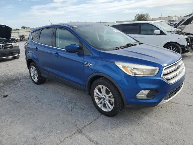 1FMCU0GD7HUB90843 - 2017 FORD ESCAPE SE BLUE photo 4