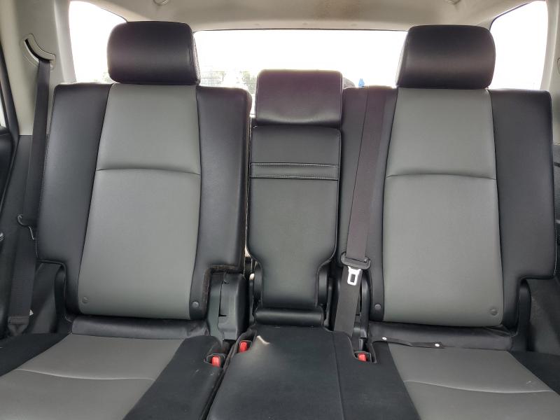 JTEZU5JR9H5149426 - 2017 TOYOTA 4RUNNER SR5 თეთრი ფოტო 10