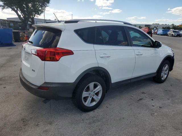 2T3WFREV0DW013818 - 2013 TOYOTA RAV4 XLE 白色 照片 3