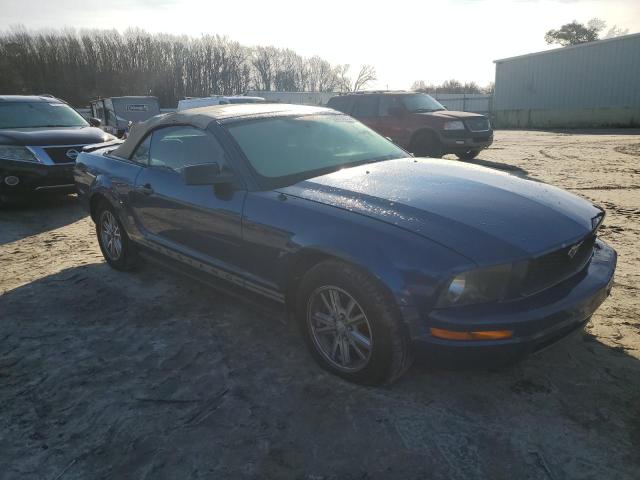 1ZVHT84NX85193994 - 2008 FORD MUSTANG BLUE photo 4