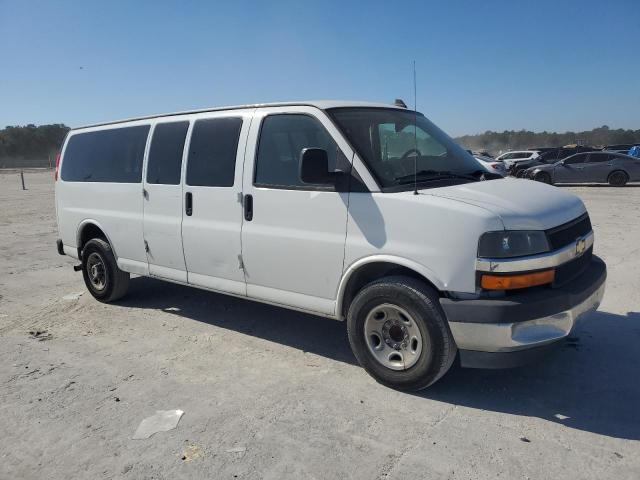1GAZGPFP8J1170952 - 2018 CHEVROLET EXPRESS G3 LT Blanc photo 4