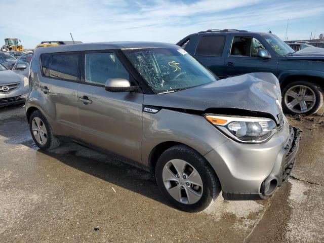 KNDJN2A22G7270043 - 2016 KIA SOUL GRAY photo 4