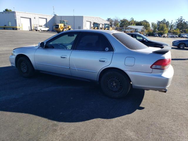 1HGCG16421A044846 - 2001 HONDA ACCORD LX ვერცხლისფერი ფოტო 2