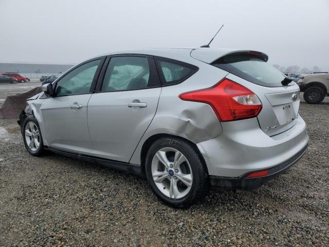 1FADP3K22DL237967 - 2013 FORD FOCUS SE SILVER photo 2