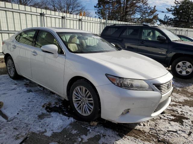 JTHBK1GG5D2059422 - 2013 LEXUS ES 350 WHITE photo 4