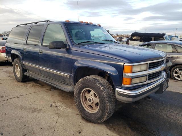 1GNGK26J9VJ341359 - 1997 CHEVROLET SUBURBAN K2500 BLUE photo 4