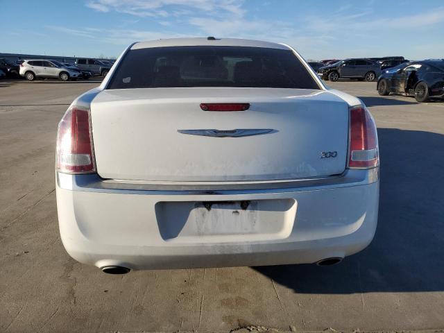 2C3CA5CG1BH579664 - 2011 CHRYSLER 300 LIMITED WHITE photo 6