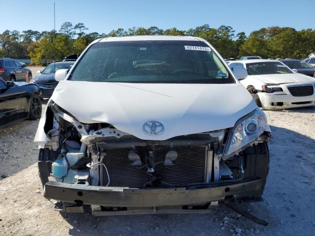 5TDYK3DC5ES448046 - 2014 TOYOTA SIENNA XLE WHITE photo 5