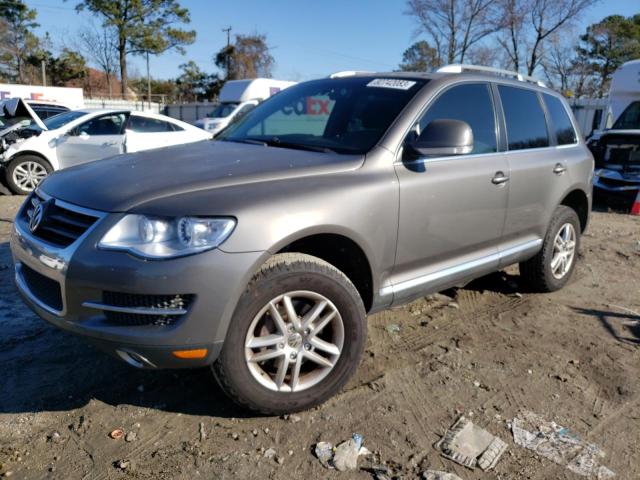 WVGBE77L39D027763 - 2009 VOLKSWAGEN TOUAREG 2 V6 GRAY photo 1