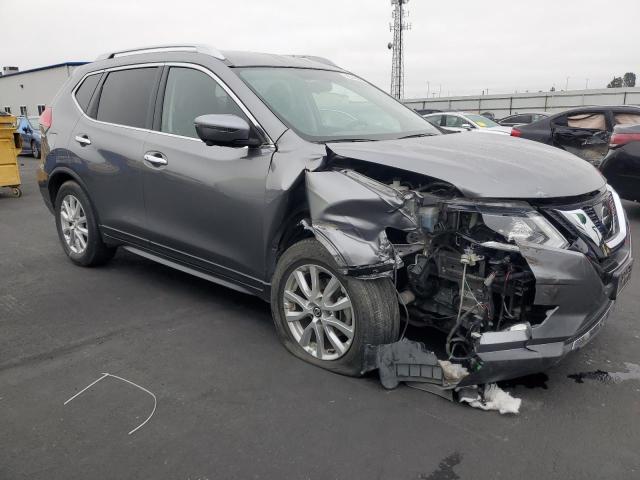 KNMAT2MT1HP574377 - 2017 NISSAN ROGUE S GRAY photo 4