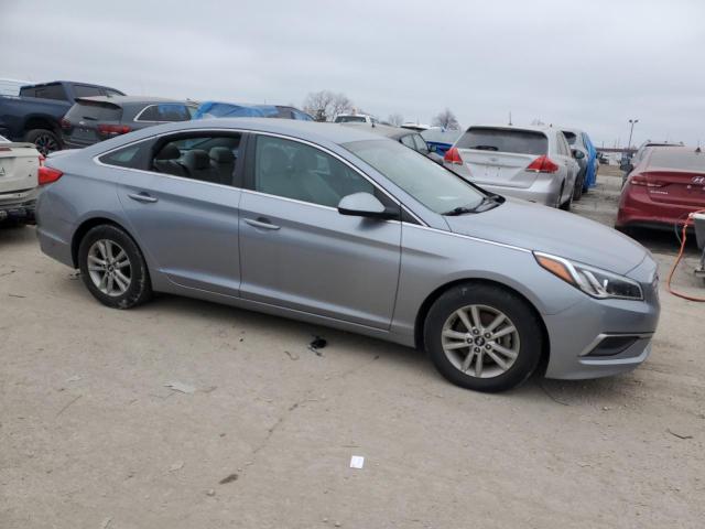 5NPE24AF6GH375107 - 2016 HYUNDAI SONATA SE GRAY photo 4