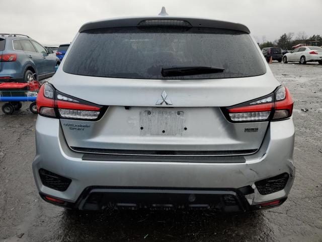 JA4APUAU4NU016463 - 2022 MITSUBISHI OUTLANDER ES SILVER photo 6