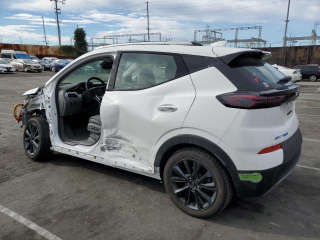 1G1FZ6S09N4103474 - 2022 CHEVROLET BOLT EUV PREMIER WHITE photo 2