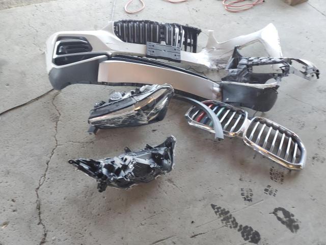 5UXCR6C53KLL05618 - 2019 BMW X5 XDRIVE40I WHITE photo 13