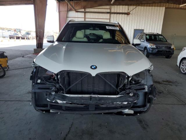 5UXCR6C53KLL05618 - 2019 BMW X5 XDRIVE40I WHITE photo 5