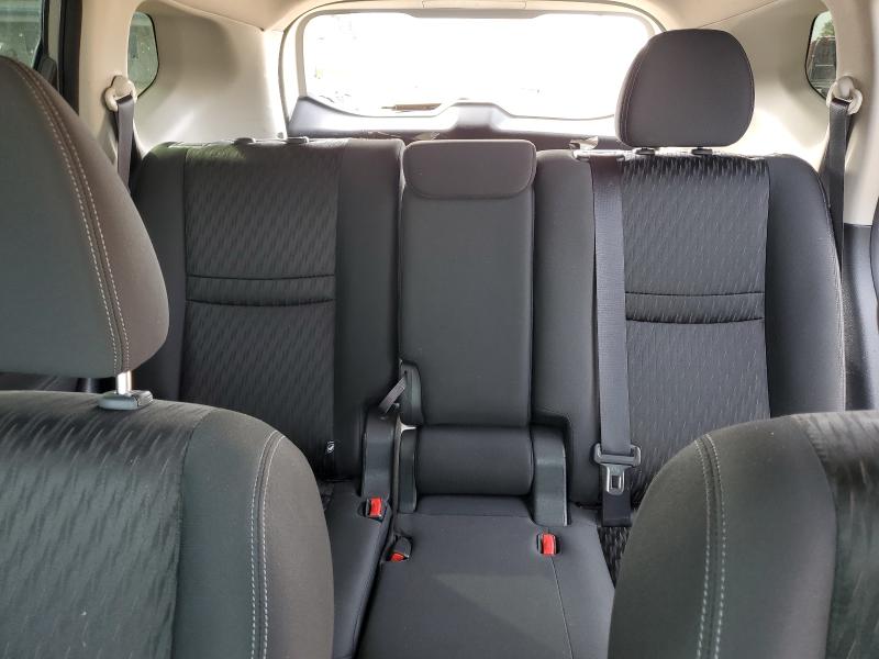 KNMAT2MT0LP514969 - 2020 NISSAN ROGUE S 银色 照片 10