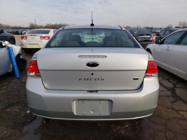 1FAHP35N79W112492 - 2009 FORD FOCUS SE SILVER photo 6