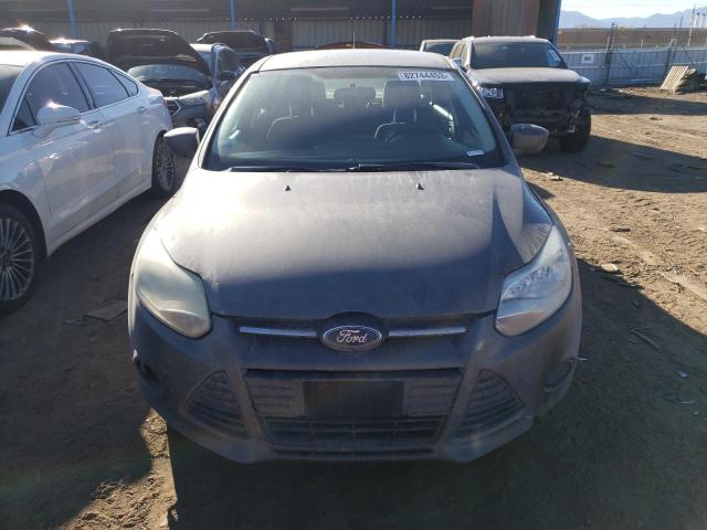 1FAHP3E27CL189409 - 2012 FORD FOCUS S GRAY photo 5