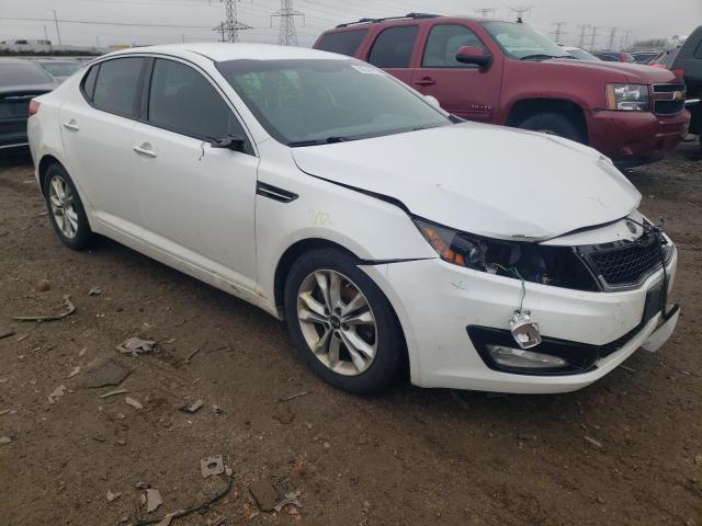 KNAGN4A76B5079471 - 2011 KIA OPTIMA EX WHITE photo 4