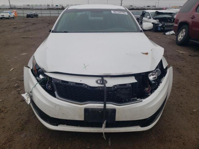 KNAGN4A76B5079471 - 2011 KIA OPTIMA EX WHITE photo 5