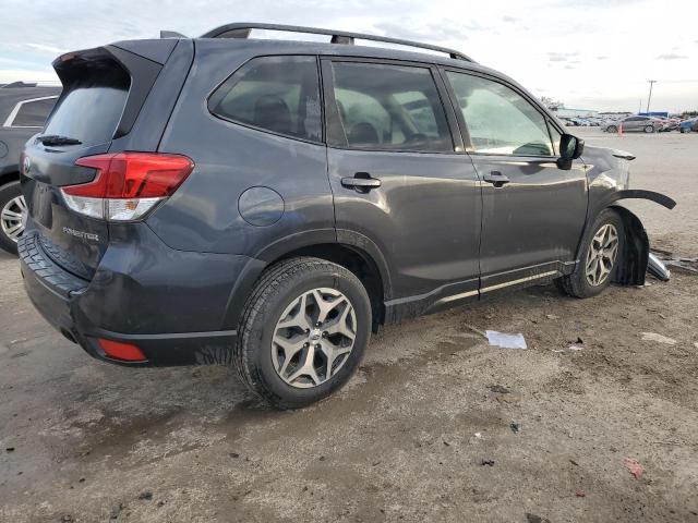 JF2SKAGC3KH501589 - 2019 SUBARU FORESTER PREMIUM GRAY photo 3