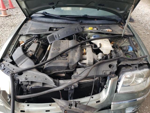 WVWPD63BX4P108304 - 2004 VOLKSWAGEN PASSAT GLS Yaşıl foto 11