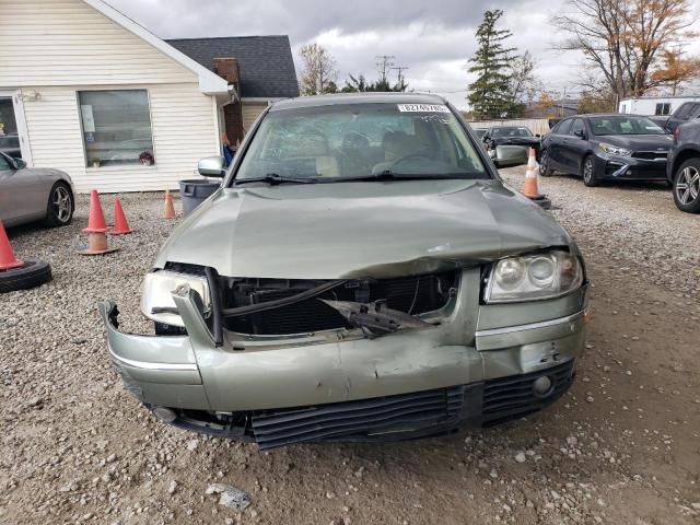 WVWPD63BX4P108304 - 2004 VOLKSWAGEN PASSAT GLS Yaşıl foto 5