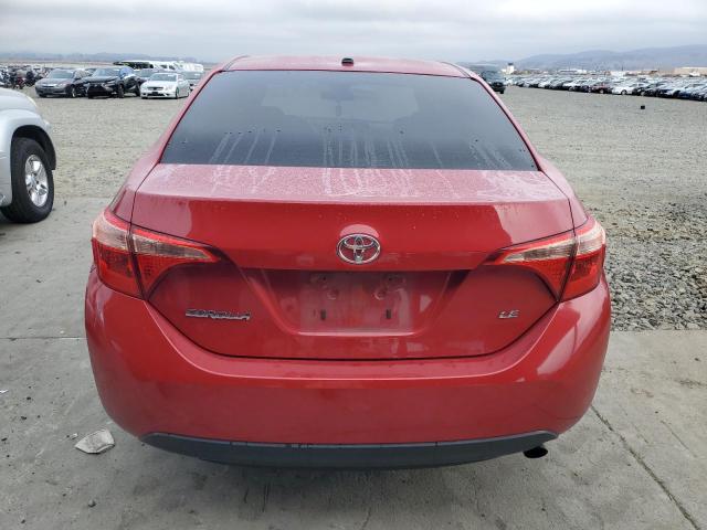 2T1BURHE9JC979848 - 2018 TOYOTA COROLLA L წითელი ფოტო 6
