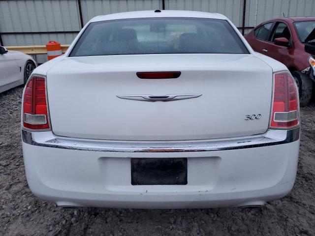 2C3CCAAG0DH503880 - 2013 CHRYSLER 300 WHITE photo 6