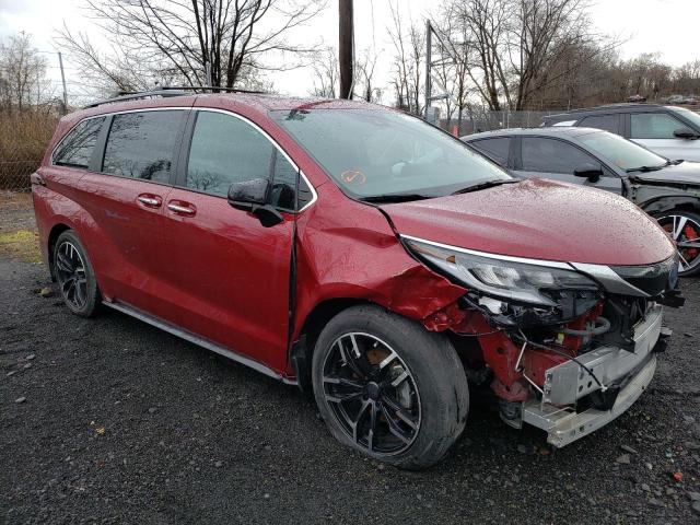 5TDXRKEC0NS080956 - 2022 TOYOTA SIENNA XSE RED photo 4