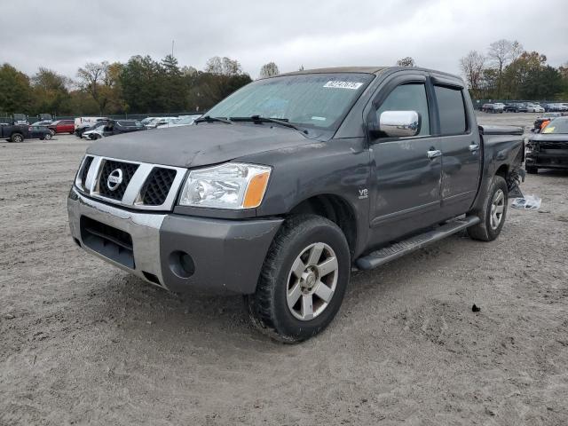 2004 NISSAN TITAN XE, 