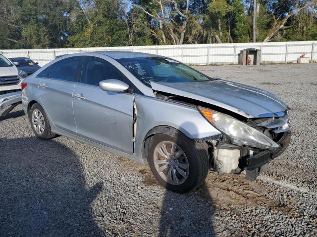 5NPEB4AC6BH008058 - 2011 HYUNDAI SONATA GLS SILVER photo 4