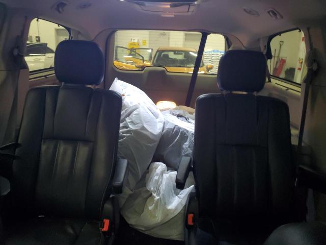 2C4RC1CGXGR285688 - 2016 CHRYSLER TOWN & COU TOURING L BLACK photo 10