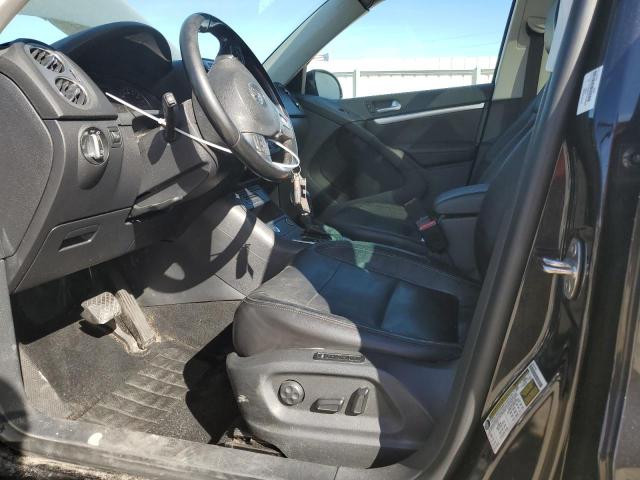 WVGAV7AX8DW548868 - 2013 VOLKSWAGEN TIGUAN S შავი ფოტო 7