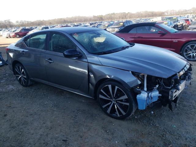 1N4BL4CV9MN354340 - 2021 NISSAN ALTIMA SR GRAY photo 4