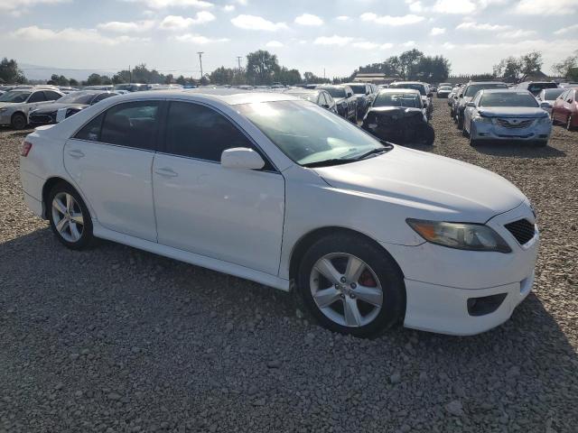 4T1BF3EK5BU721876 - 2011 TOYOTA CAMRY BASE Blanco foto 4