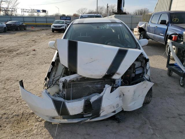 JHMGE8H3XDC065311 - 2013 HONDA FIT WHITE photo 5