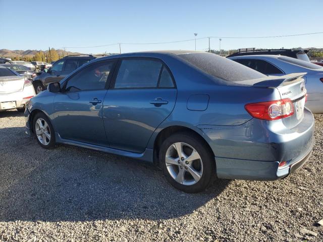 5YFBU4EE0DP116559 - 2013 TOYOTA COROLLA BASE Niebieski zdjęcie 2