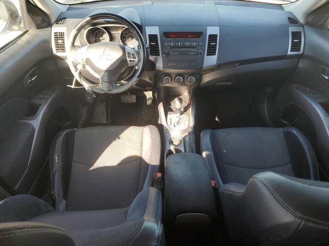 JA4AS3AW2BU023207 - 2011 MITSUBISHI OUTLANDER SE SILVER photo 8