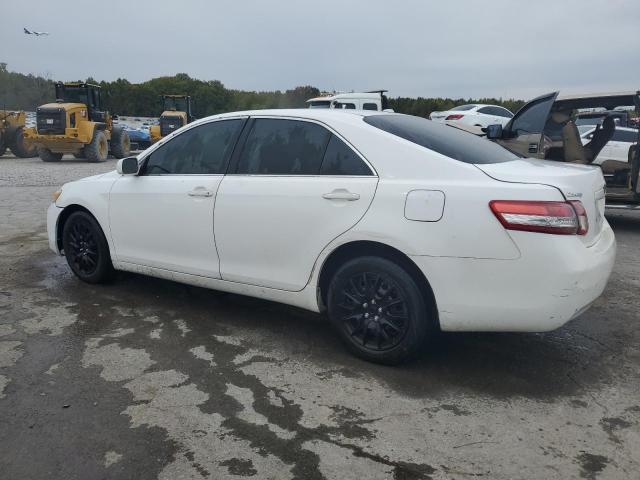 4T4BF3EK9AR065721 - 2010 TOYOTA CAMRY BASE Blanco foto 2