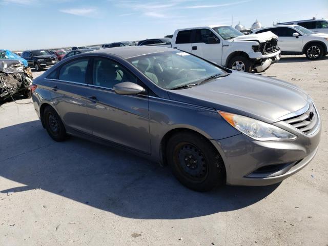 5NPEB4AC8DH556078 - 2013 HYUNDAI SONATA GLS GRAY photo 4