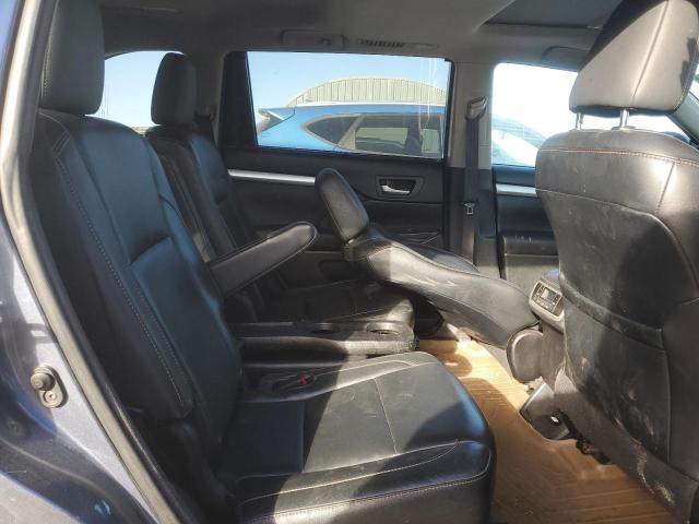 5TDJKRFH0GS228426 - 2016 TOYOTA HIGHLANDER XLE BLUE photo 11