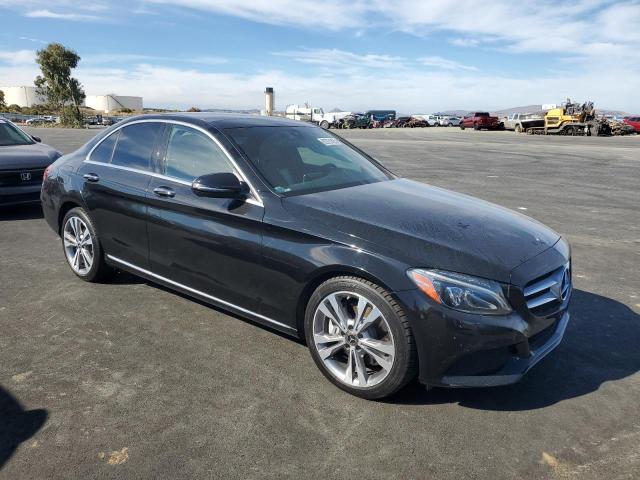 WDDWF4JB5JR403944 - 2018 MERCEDES-BENZ C 300 Czarny zdjęcie 4