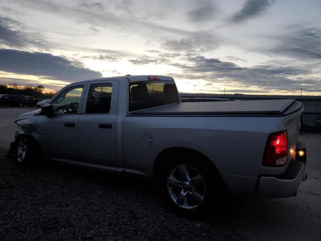 1C6RR7FT0JS309584 - 2018 RAM 1500 ST Silber Foto 2