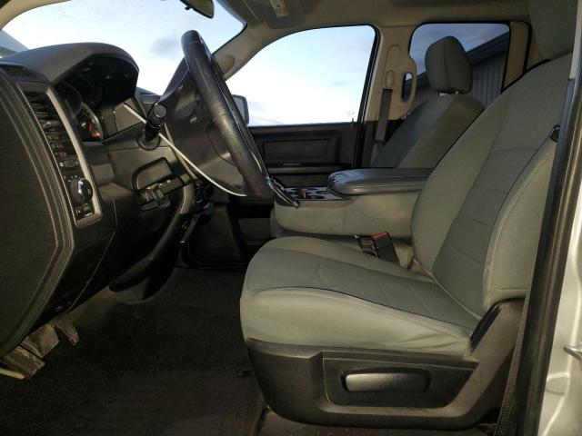 1C6RR7FT0JS309584 - 2018 RAM 1500 ST Silber Foto 7