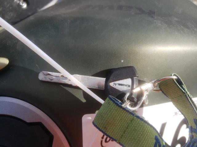 ML5EXER12RDAD2201 - 2024 KAWASAKI EX650 R GREEN photo 8