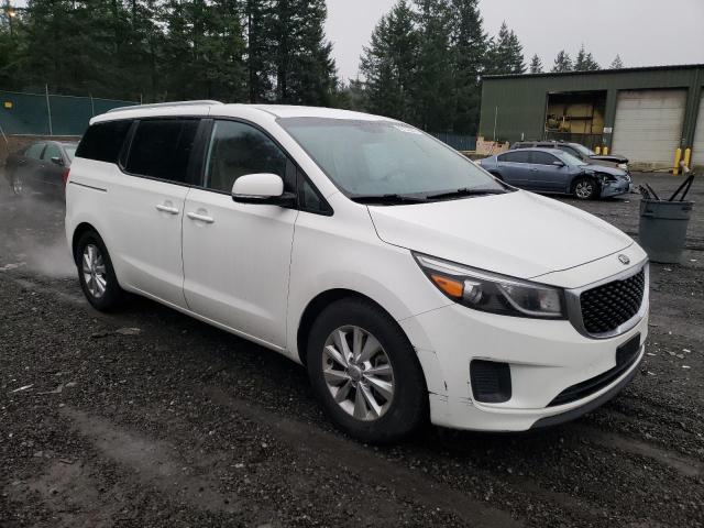 KNDMB5C18G6087408 - 2016 KIA SEDONA LX WHITE photo 4